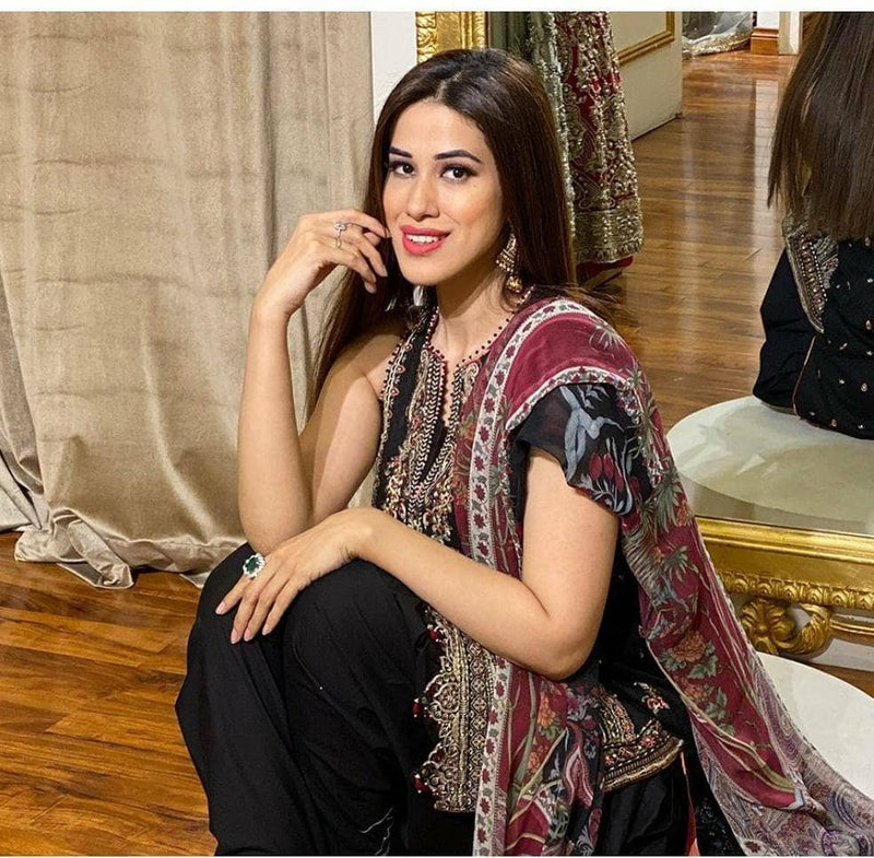 img_anaya_lawn_2021_awwal_boutoque