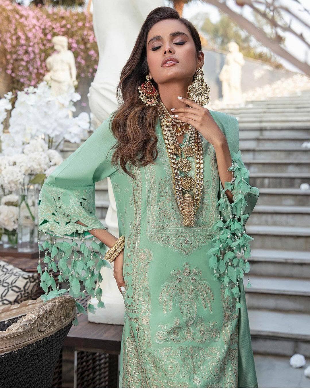 img_sana_safinaz_lawn_2021_awwal_boutique