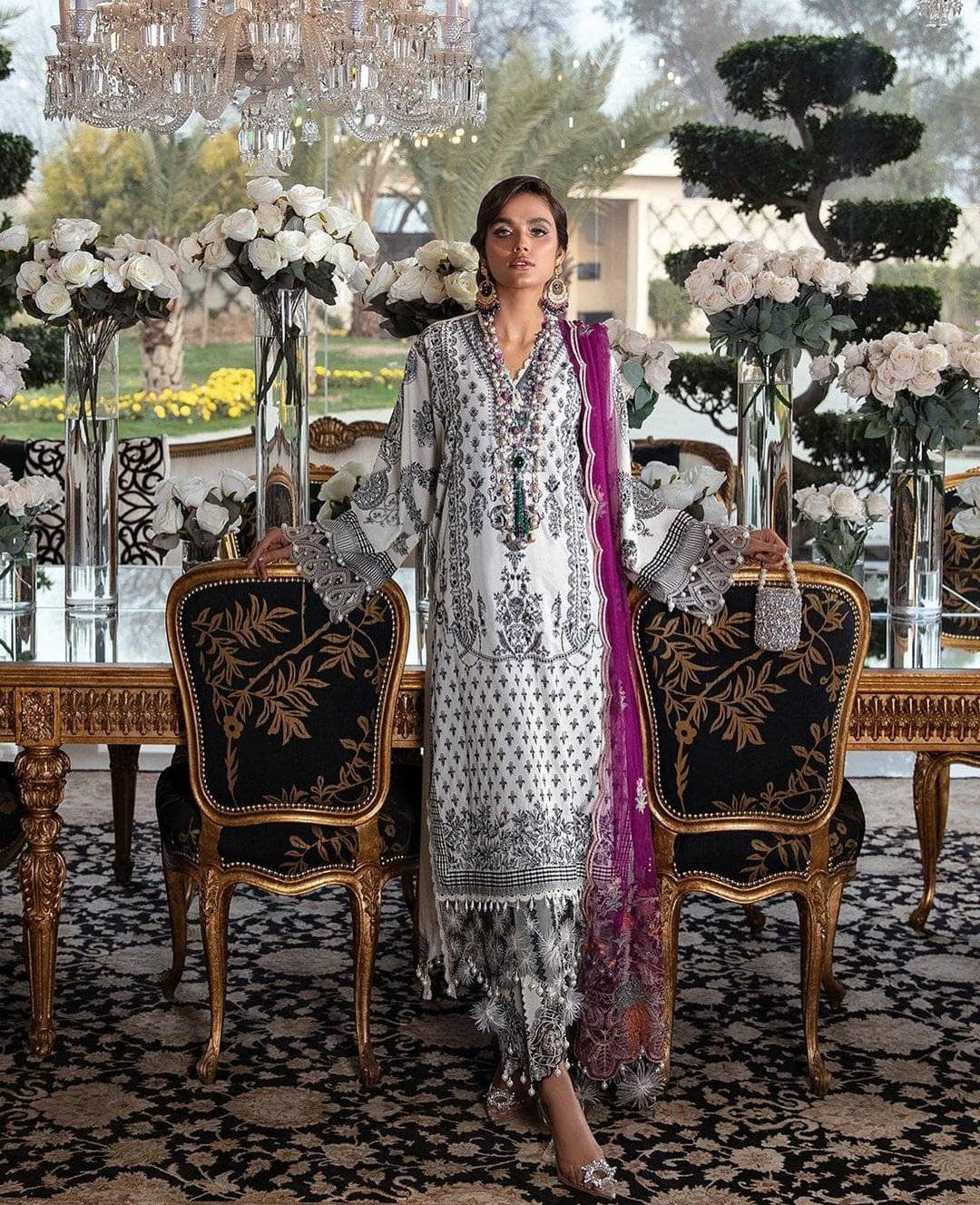 img_sana_safinaz_lawn_2021_awwal_boutique