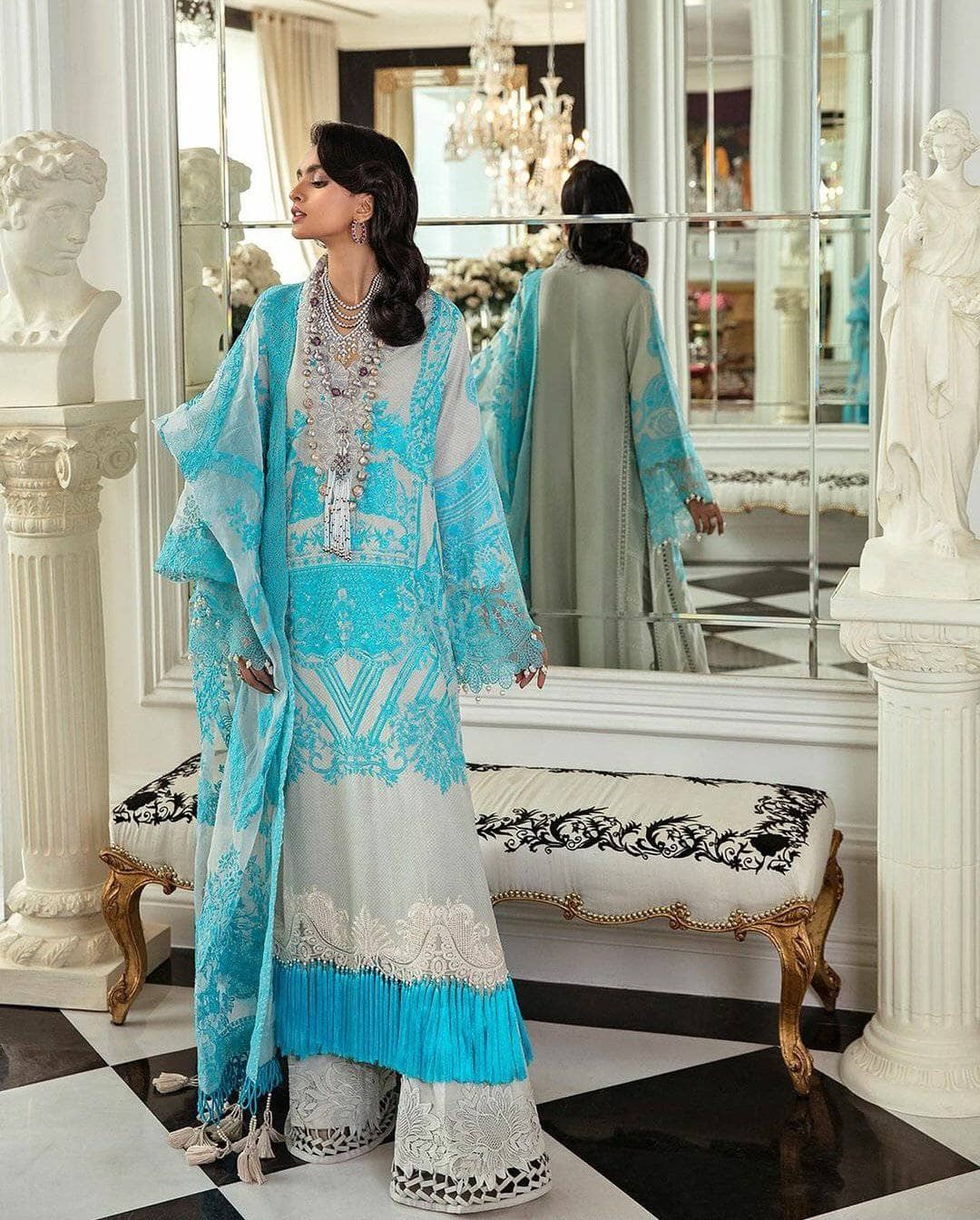 img_sana_safinaz_lawn_2021_awwal_boutique