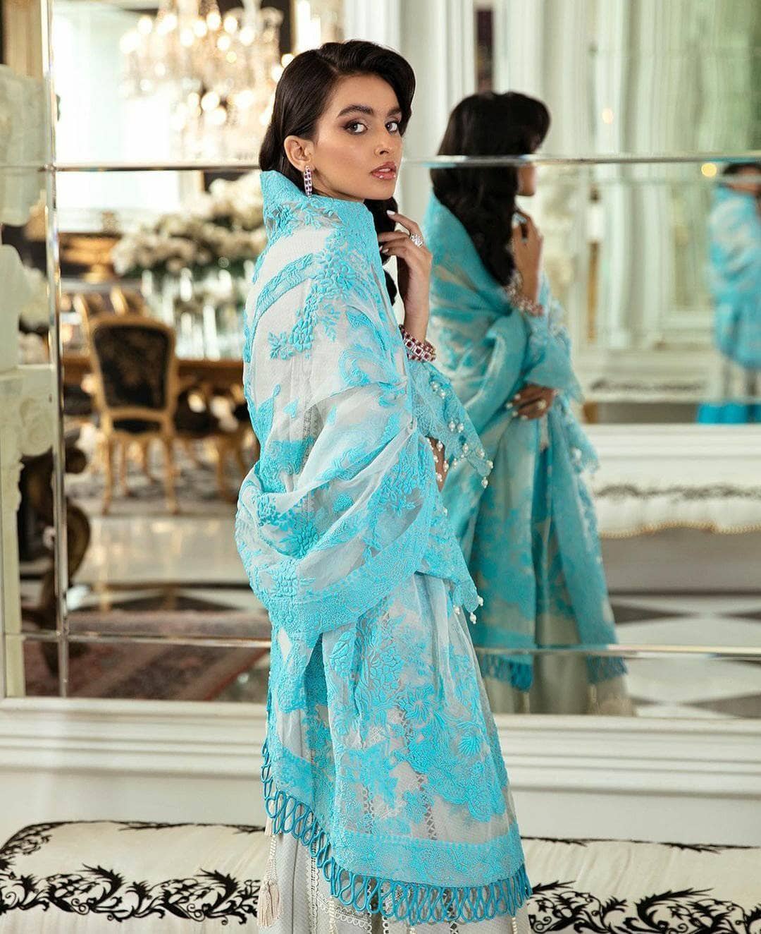 img_sana_safinaz_lawn_2021_awwal_boutique