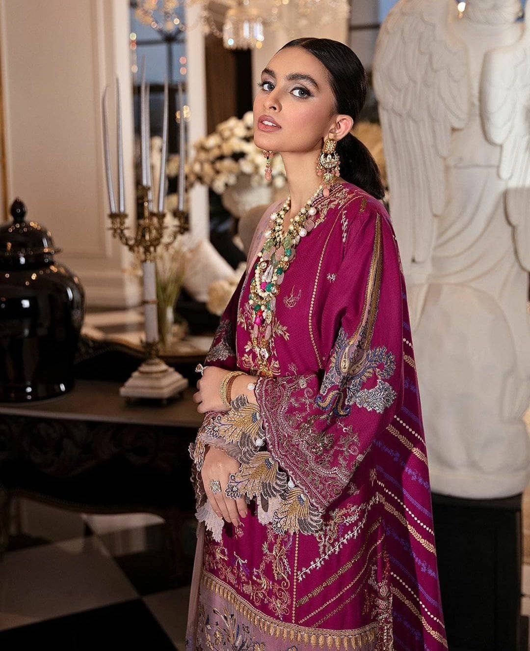 img_sana_safinaz_lawn_2021_awwal_boutique