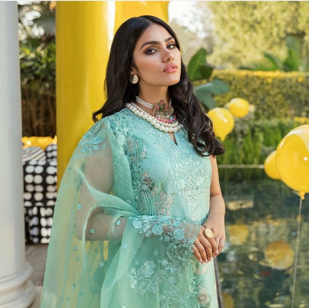 img_so_kamal_luxury_lawn_2021_awwal_boutique