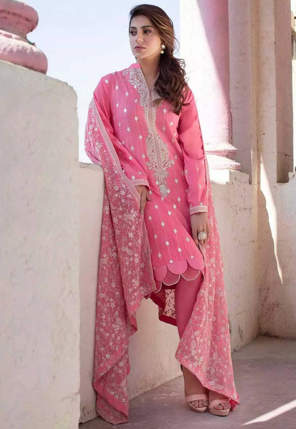 img_gul_ahmed_luxury_collection_2021_awwal_boutique