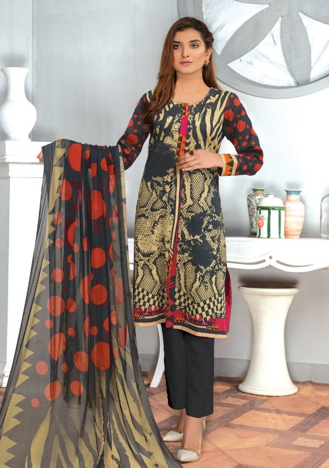 img_anaya_hoor_printed_lawn_2021_awwal_boutique