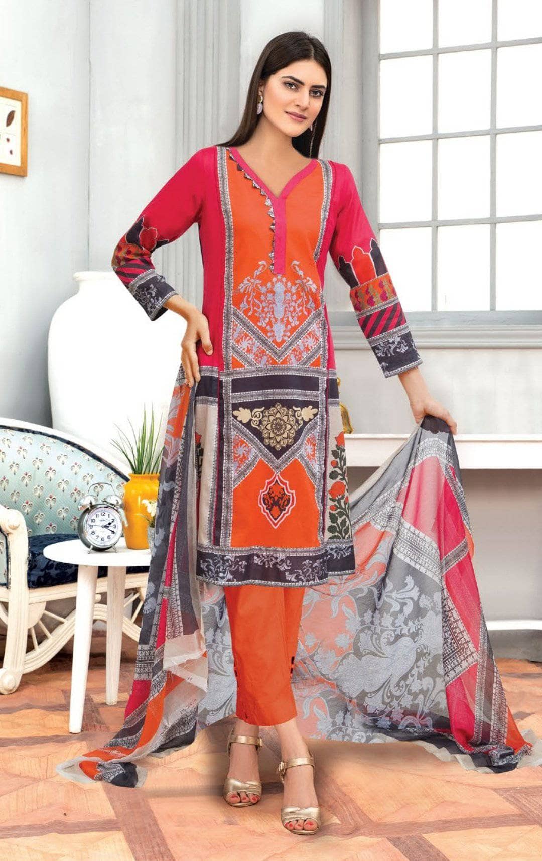 img_anaya_hoor_printed_lawn_2021_awwal_boutique