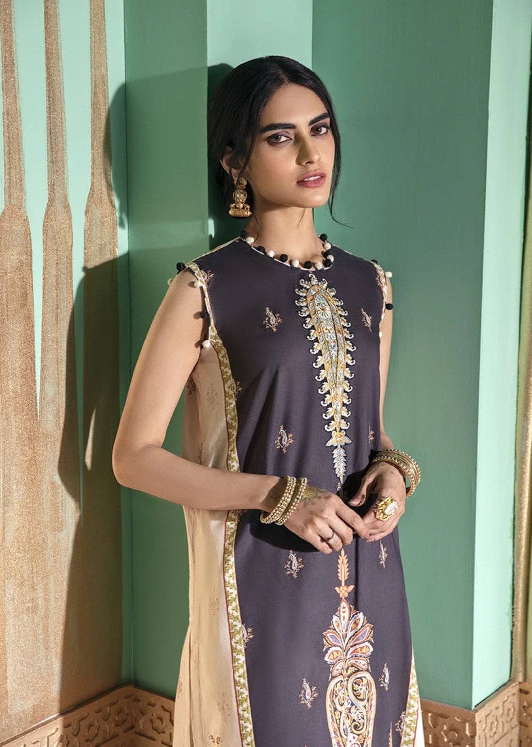 img_cross_stitch_eid_lawn_2021_awwal_boutique