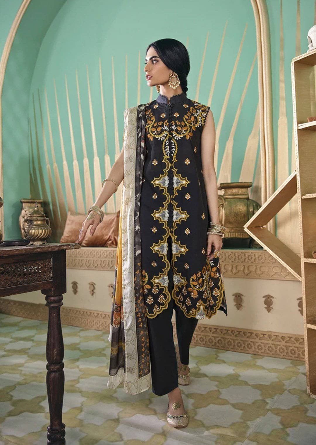 img_cross_stitch_eid_lawn_2021_awwal_boutique