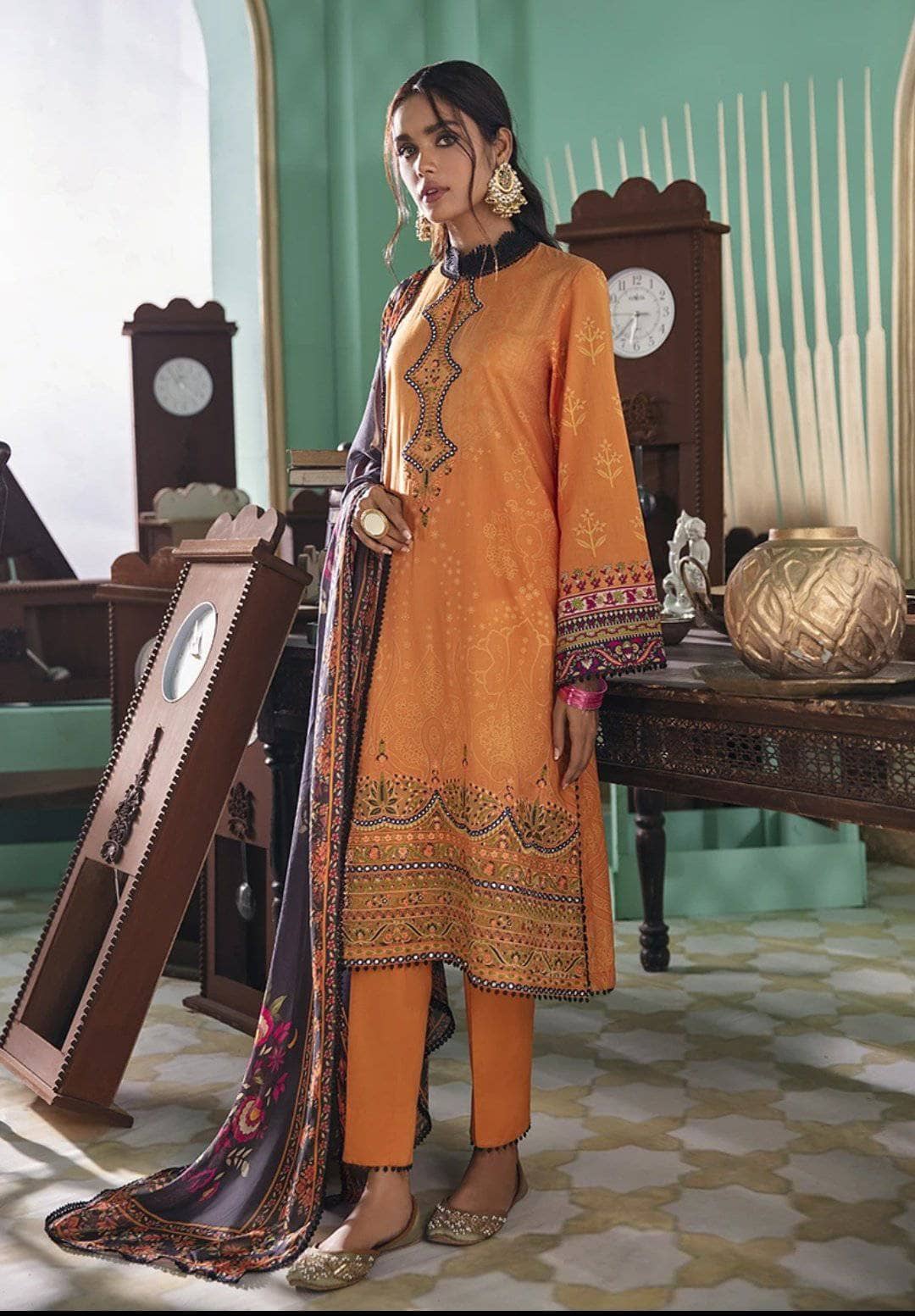 img_cross_stitch_eid_lawn_2021_awwal_boutique