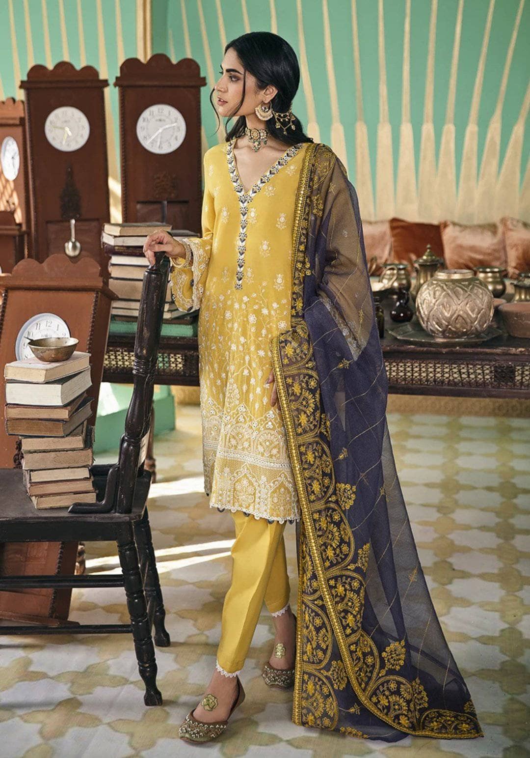 img_cross_stitch_eid_lawn_2021_awwal_boutique