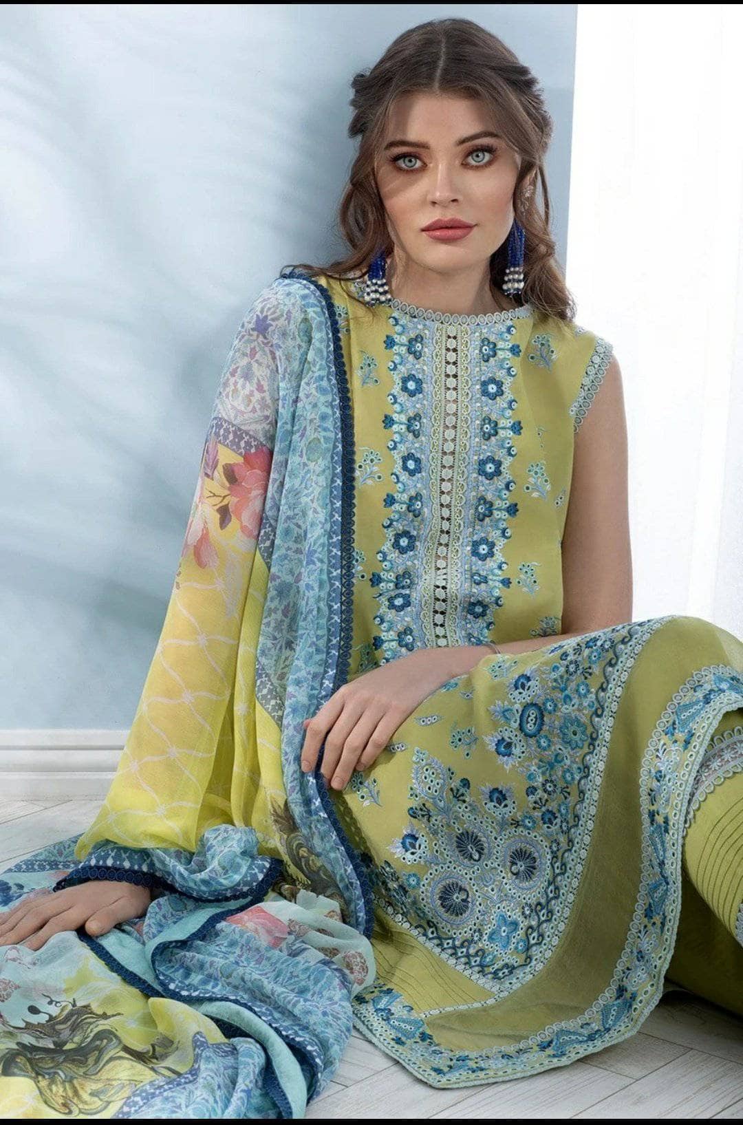 img_sobia_nazir_lawn_collection_2021_awwal_boutique
