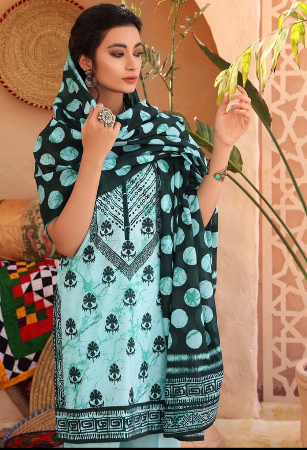 img_gul_ahmed_lawn_2021_batik_prints_awwal_boutique