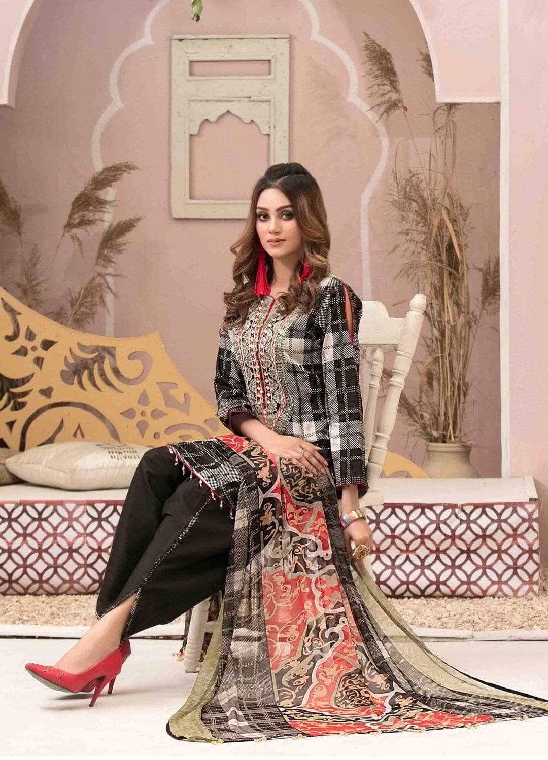 img_amna_sohail_by_tawakkal_lawn_2021_awwal_boutique
