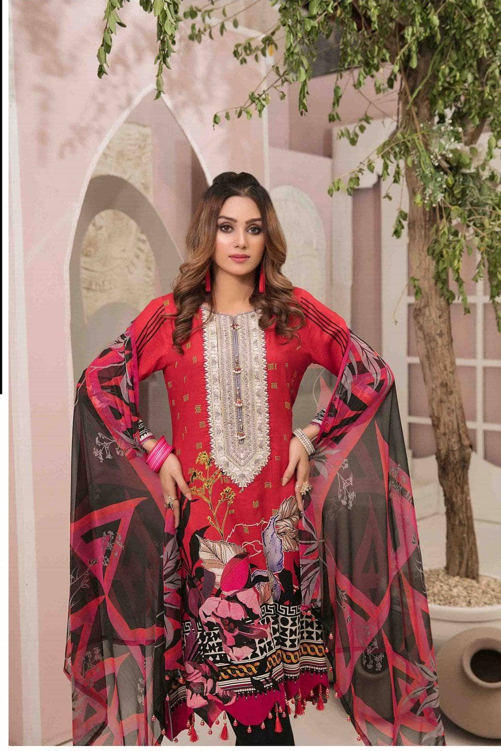 img_amna_sohail_by_tawakkal_lawn_2021_awwal_boutique