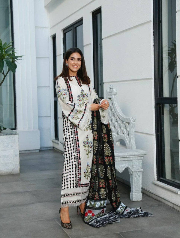 img_crimson_lawn_by_saira_shakira_2021_awwal_boutique