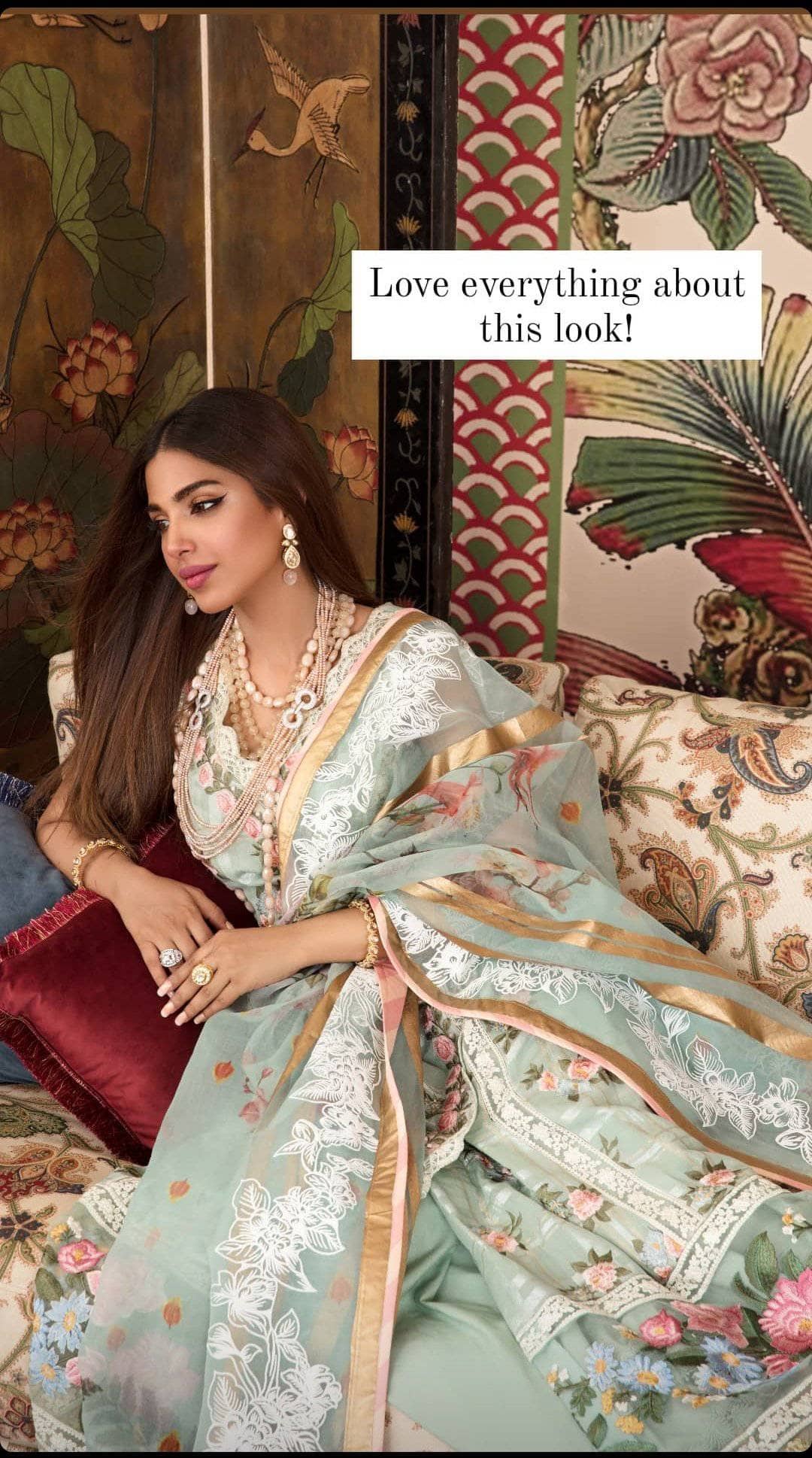 img_crimson_lawn_by_saira_shakira_awwal_boutique