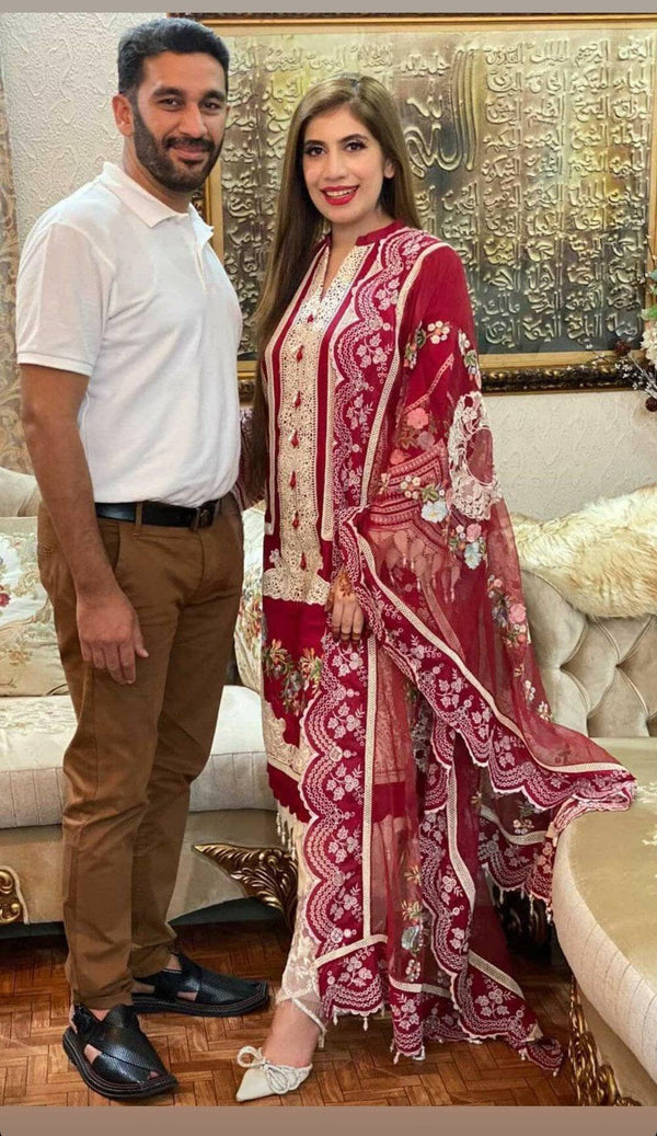 img_crimson_lawn_by_saira_shakira_2021_awwal_boutique