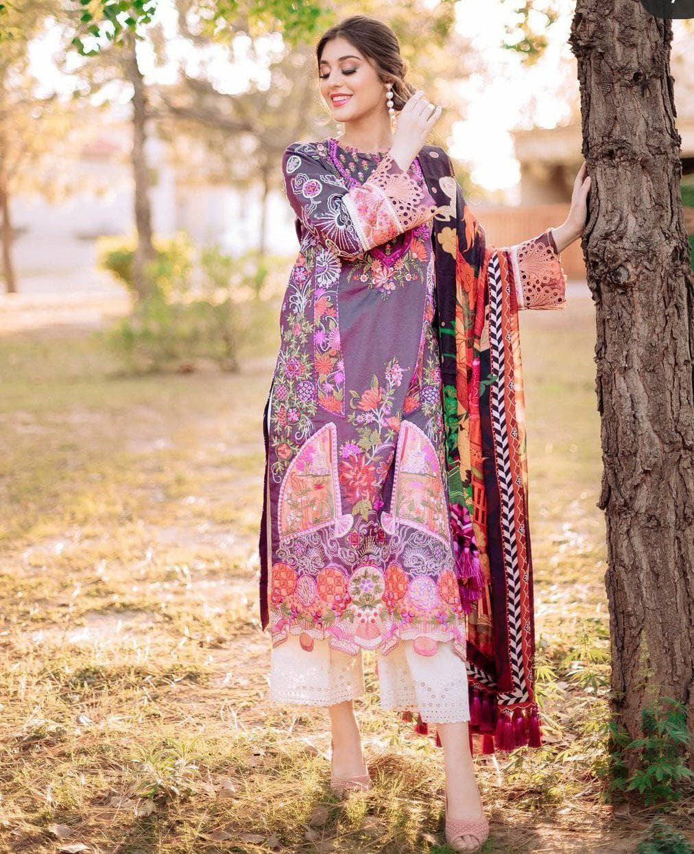 img_maryam_hussain_luxury_lawn_2021_awwal_boutique