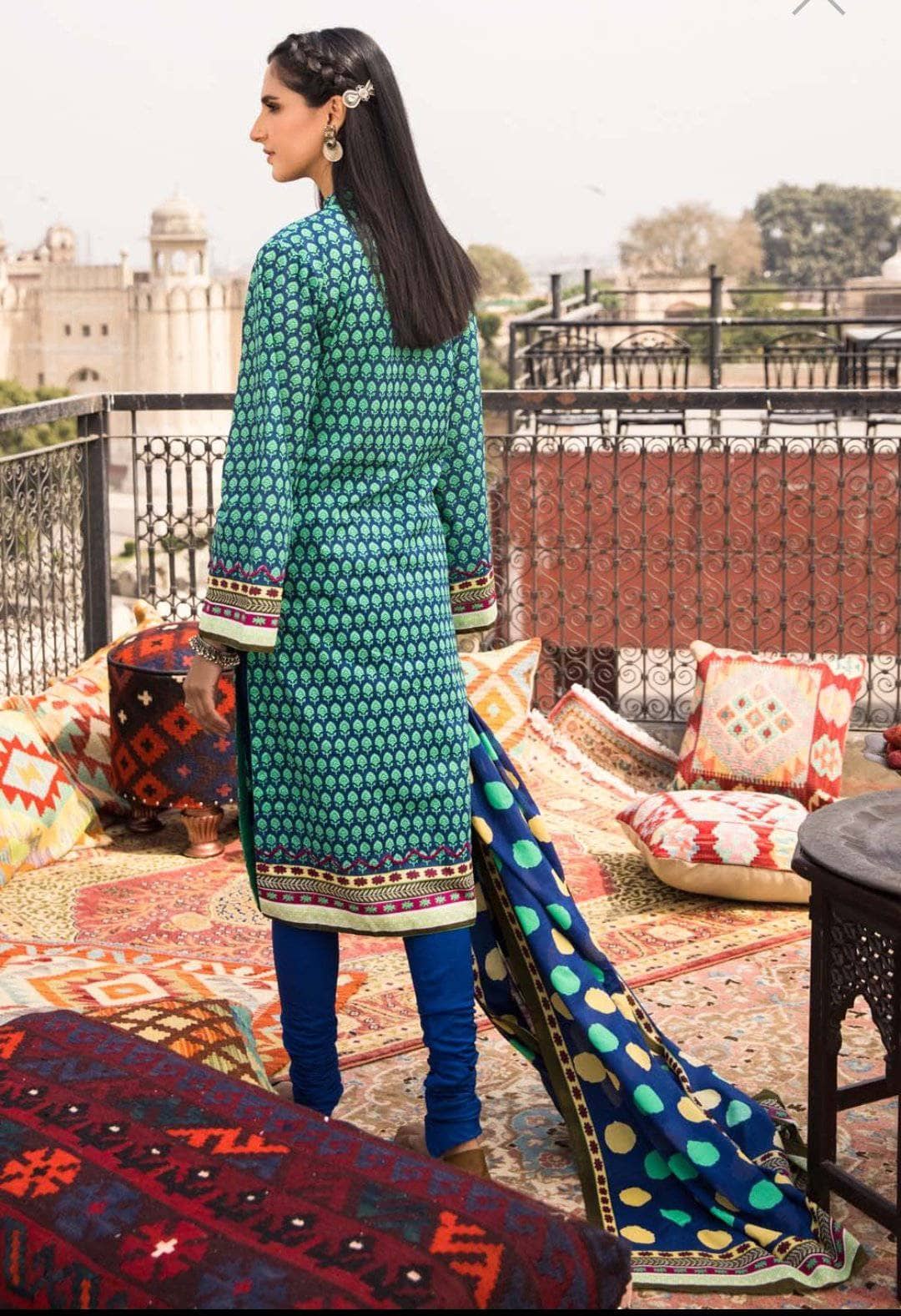 img_gul_ahmed_summer_premium_lawn_collection_awwal_boutique