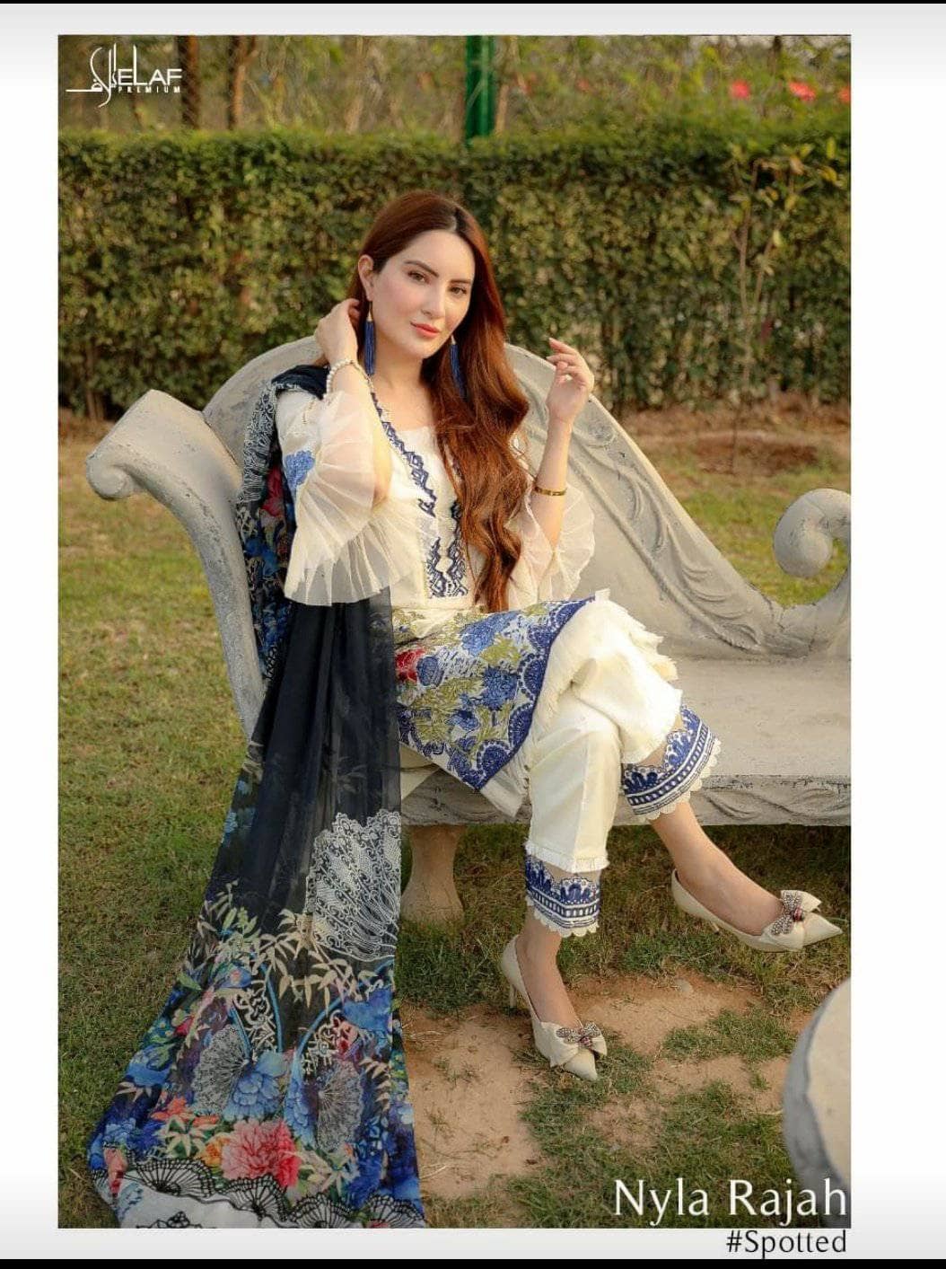 img_spotted_in_elaf_lawn_2021_awwal_boutique