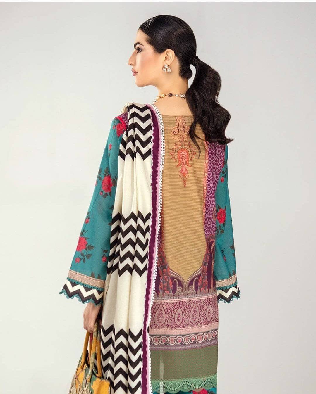 img_sana_safinaz_mahay_lawn_2021_awwal_boutique