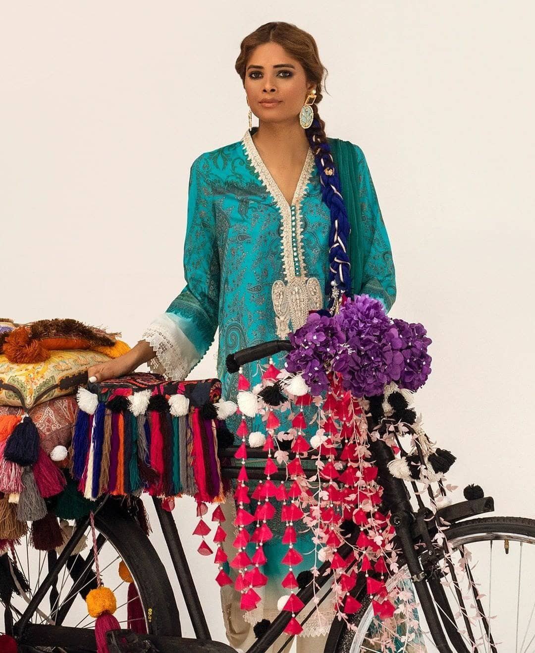 img_sana_safinaz_mahay_lawn_2021_awwal_boutique