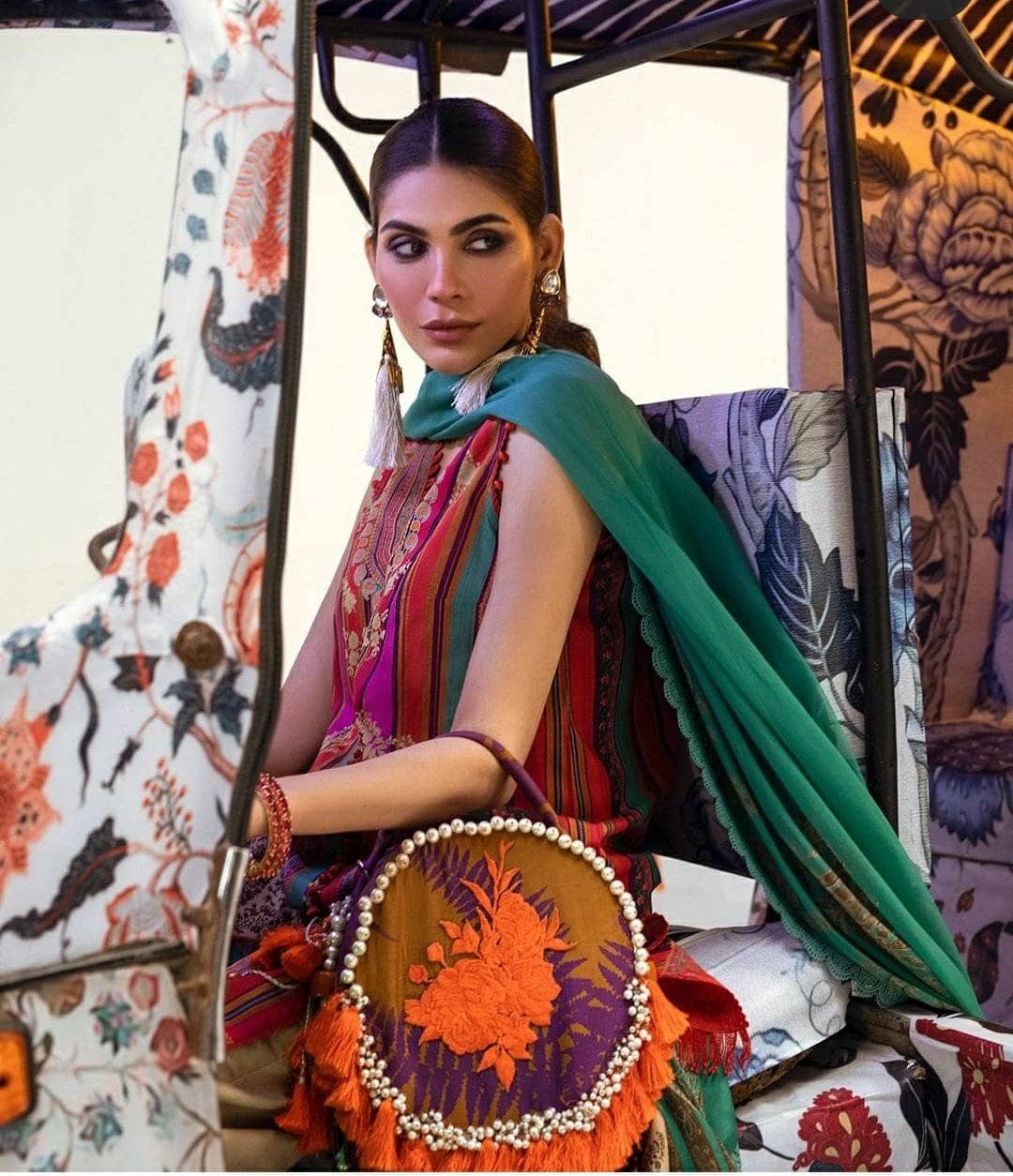 img_sana_safinaz_mahay_lawn_2021_awwal_boutique