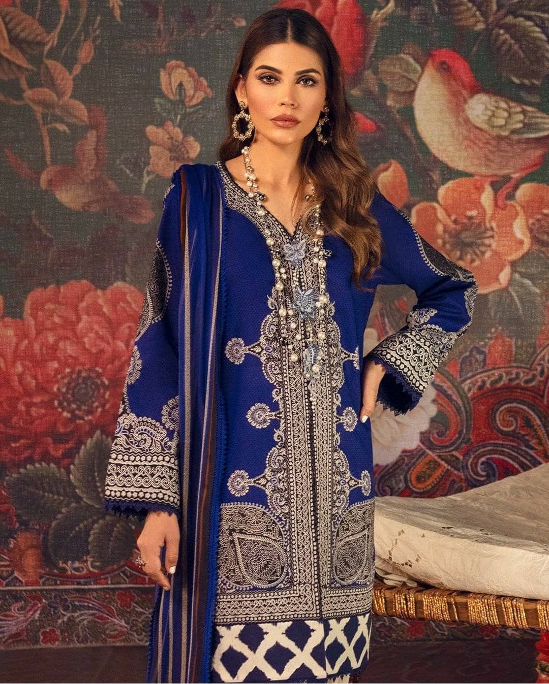 img_sana_safinaz_mahay_lawn_2021_awwal_boutique