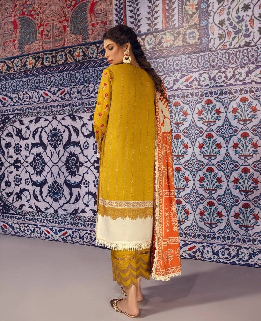 img_sana_safinaz_mahay_lawn_2021_awwal_boutique