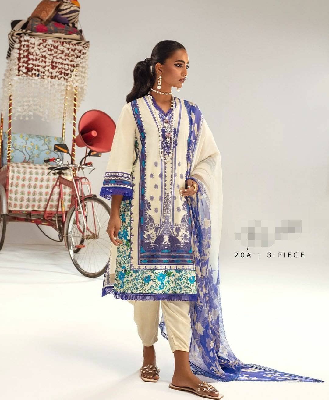 img_sana_safinaz_mahay_lawn_2021_awwal_boutique