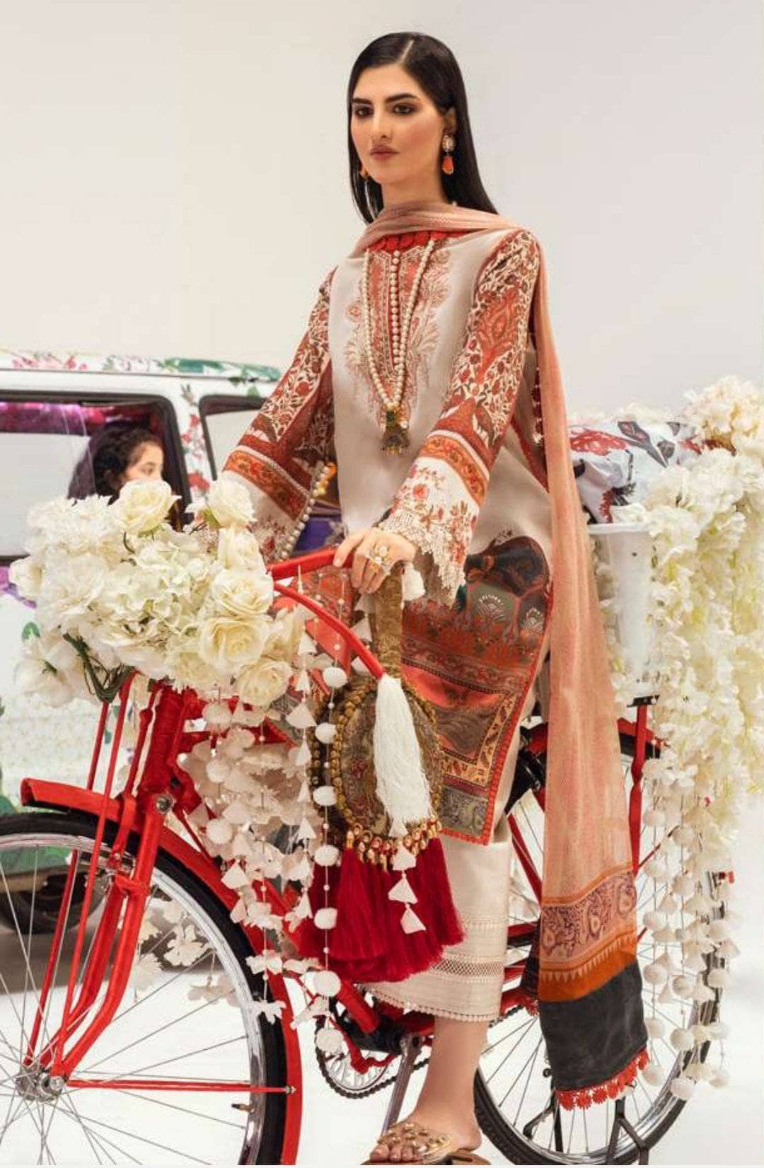 img_sana_safinaz_mahay_lawn_2021_awwal_boutique