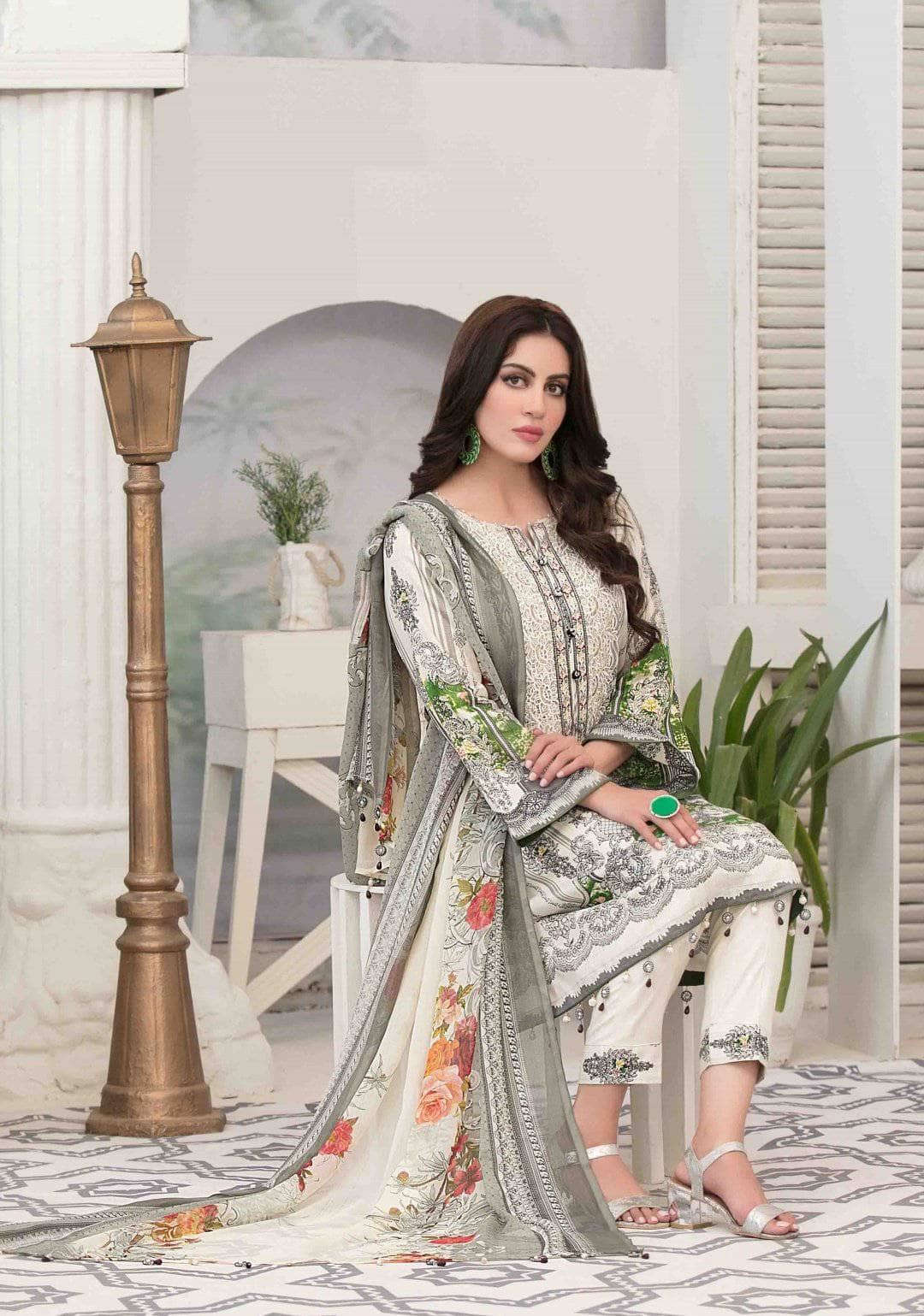 img_amna_sohail_by_tawakkal_lawn_2021_awwal_boutique