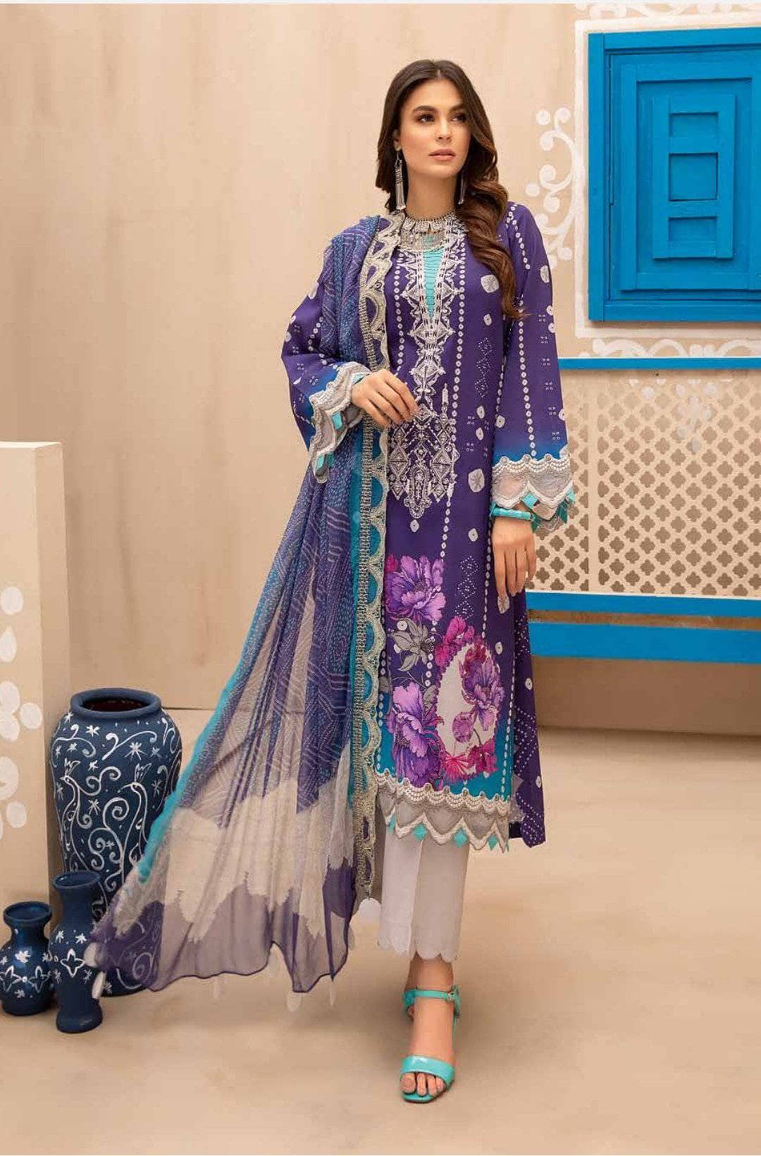img_charizma_chunari_lawn_awwal_boutique