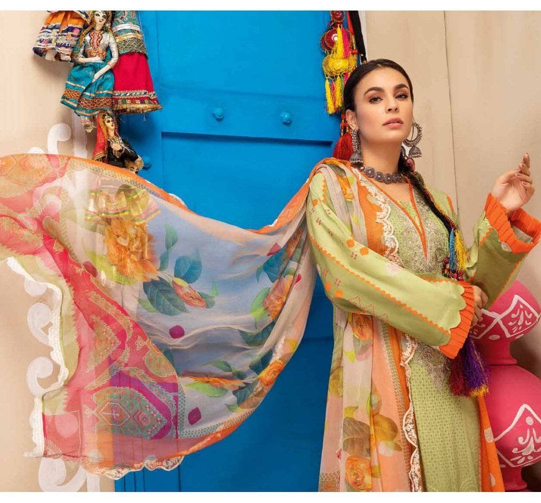 img_charizma_chunari_lawn_awwal_boutique