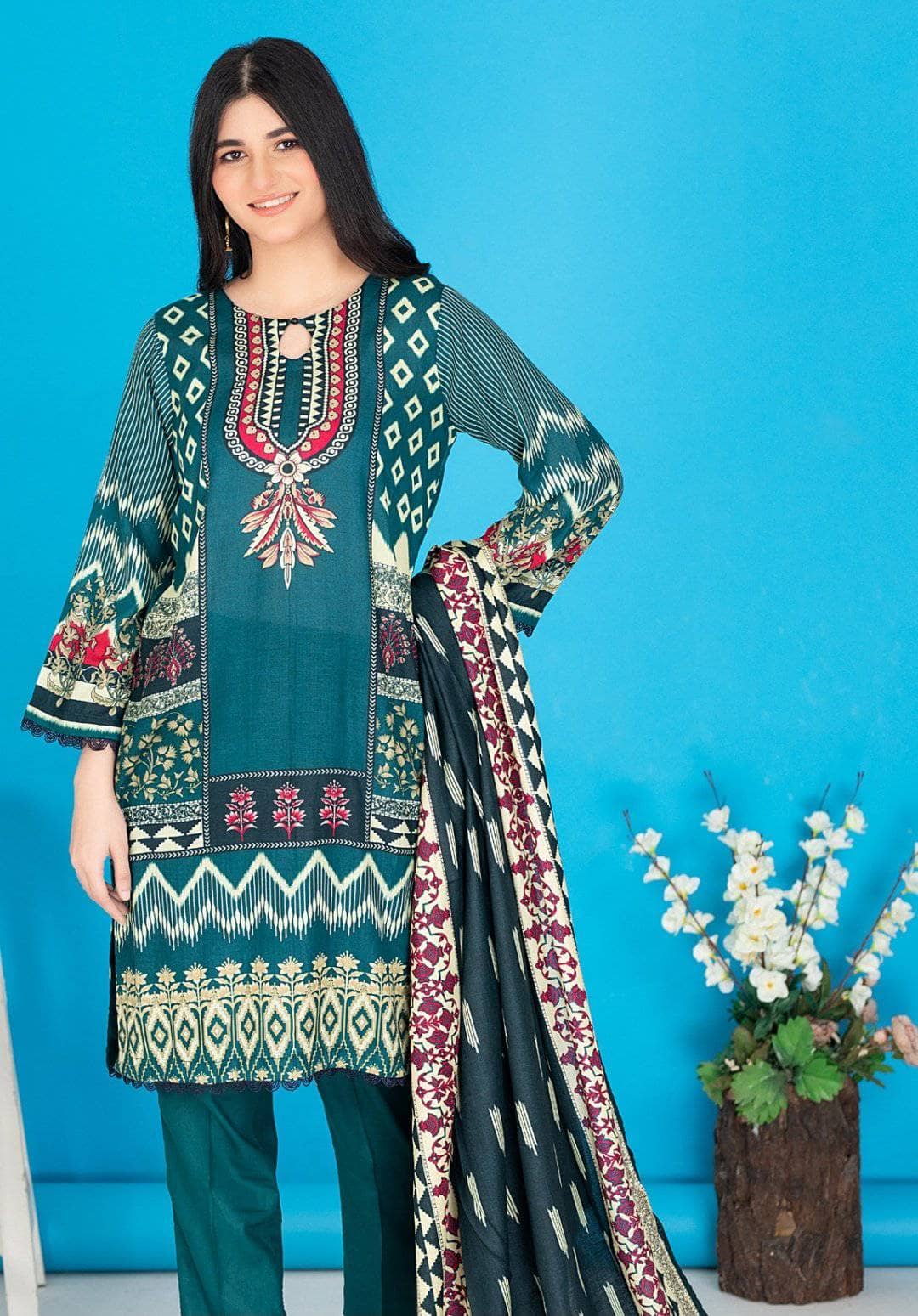 img_sahil_economy_lawn_collection_awwal_boutique_black_and_white