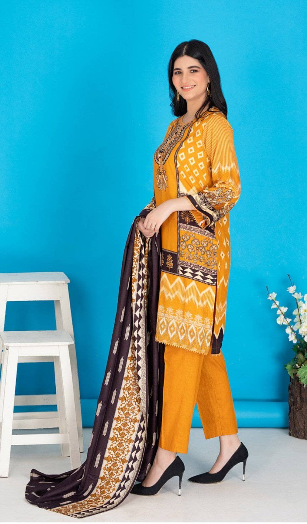 img_sahil_economy_lawn_collection_awwal_boutique_black_and_white