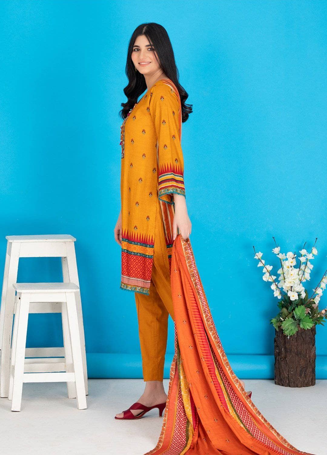 img_sahil_economy_lawn_collection_awwal_boutique_black_and_white