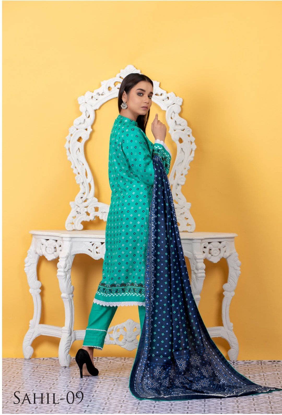 img_sahil_economy_lawn_collection_awwal_boutique_black_and_white