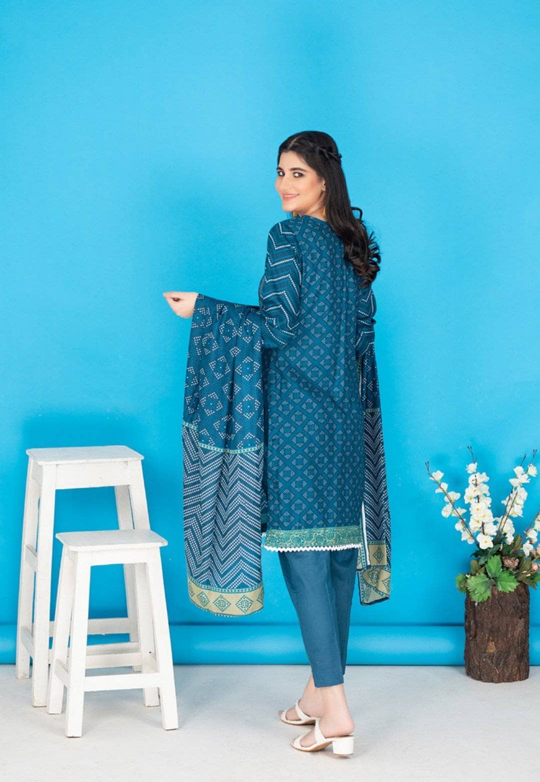 img_sahil_economy_lawn_collection_awwal_boutique_black_and_white