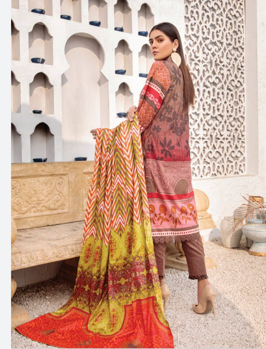 img_anum_lawn_daily_wear_pakistani_suits_awwal_, Boutique