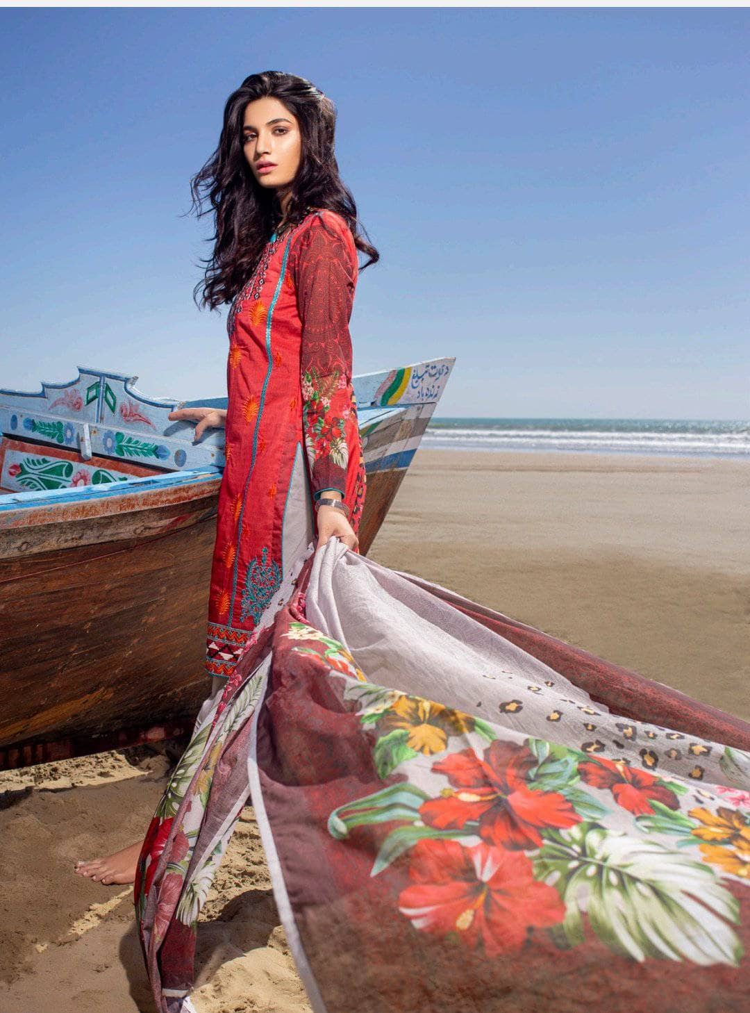 img_ravishing_embroidered_lawn_by_z_s_textiles_awwal_boutique