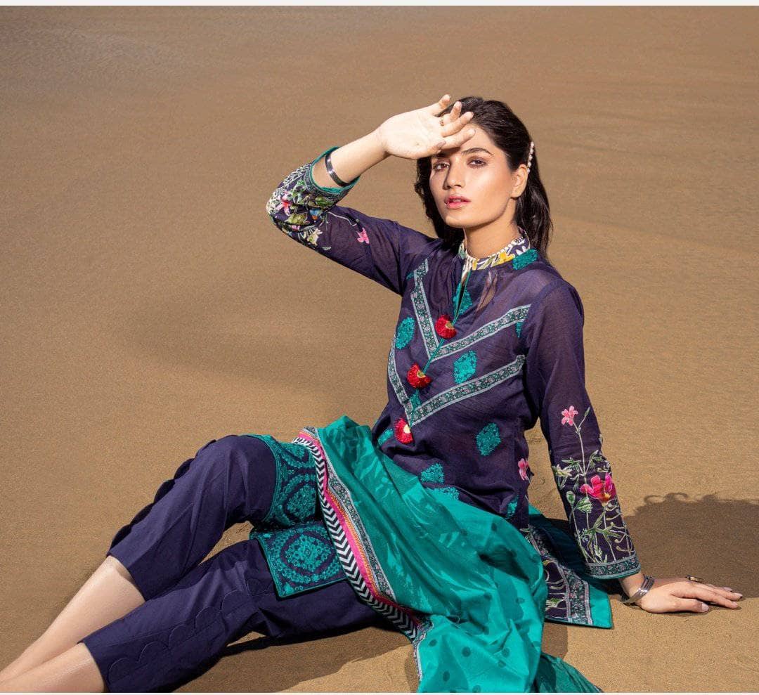img_ravishing_embroidered_lawn_by_z_s_textiles_awwal_boutique