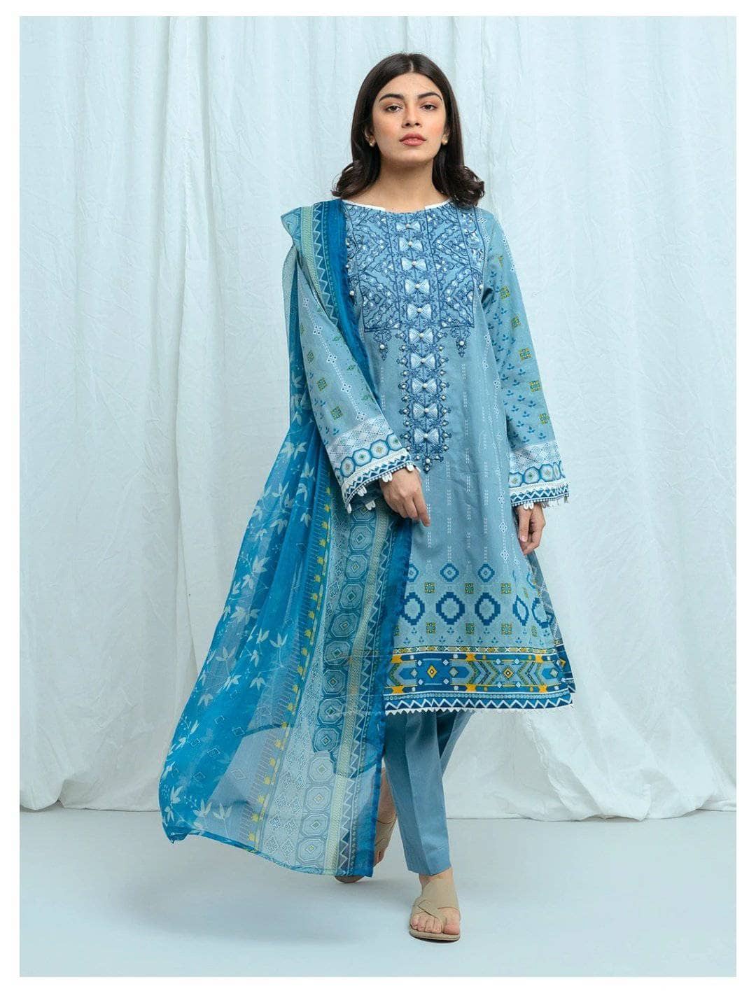 img_beechtree_lawn_2021_awwal_boutique