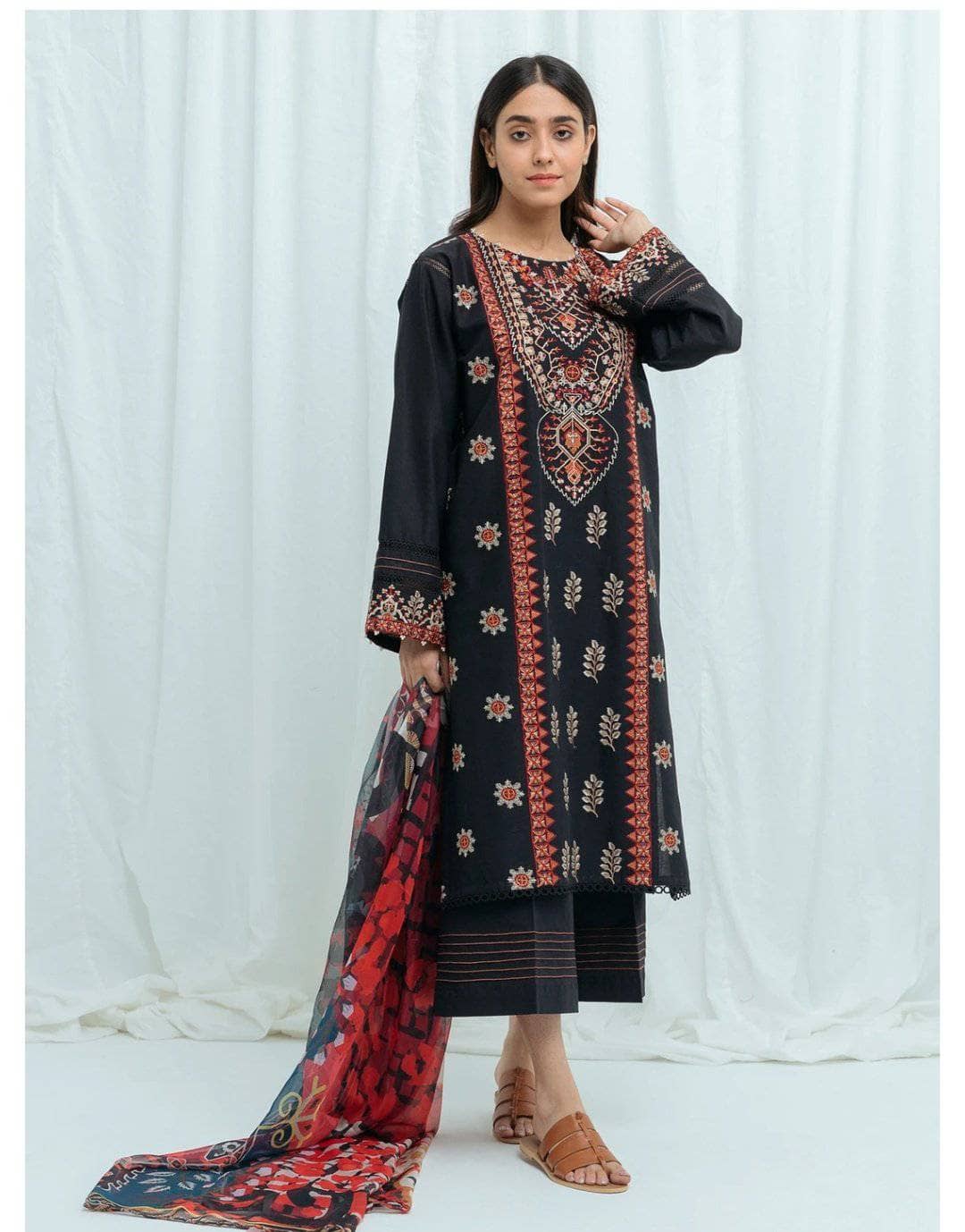 img_beechtree_lawn_2021_awwal_boutique