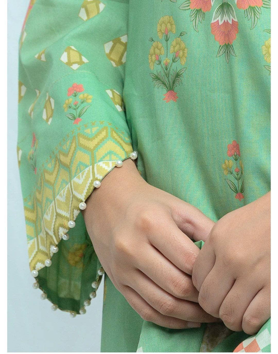 img_beechtree_lawn_2021_awwal_boutique