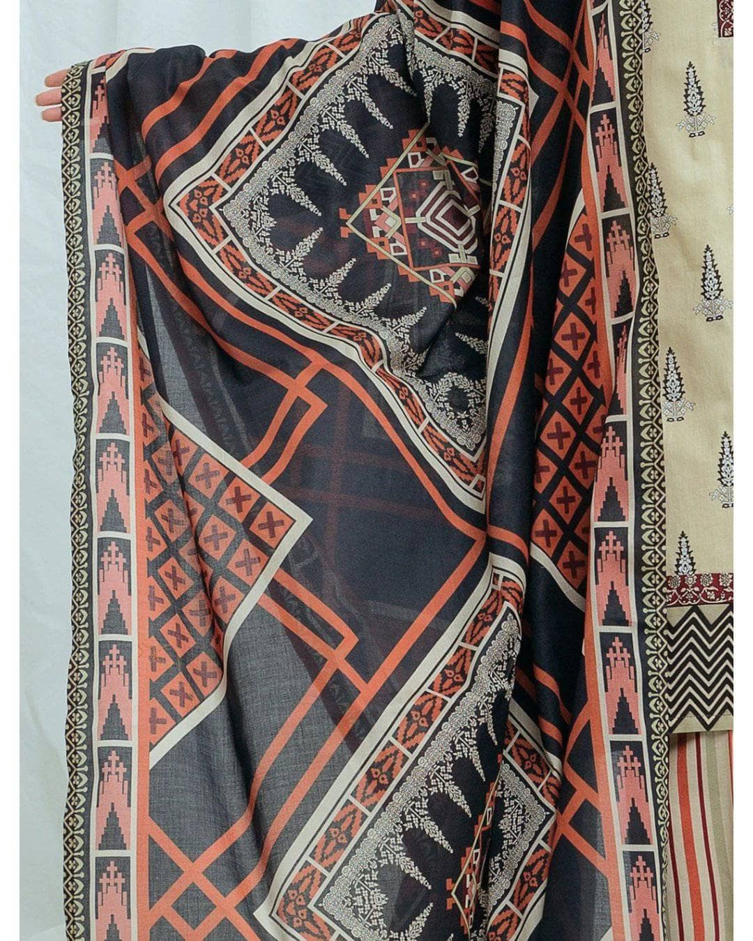 img_beechtree_lawn_2021_awwal_boutique