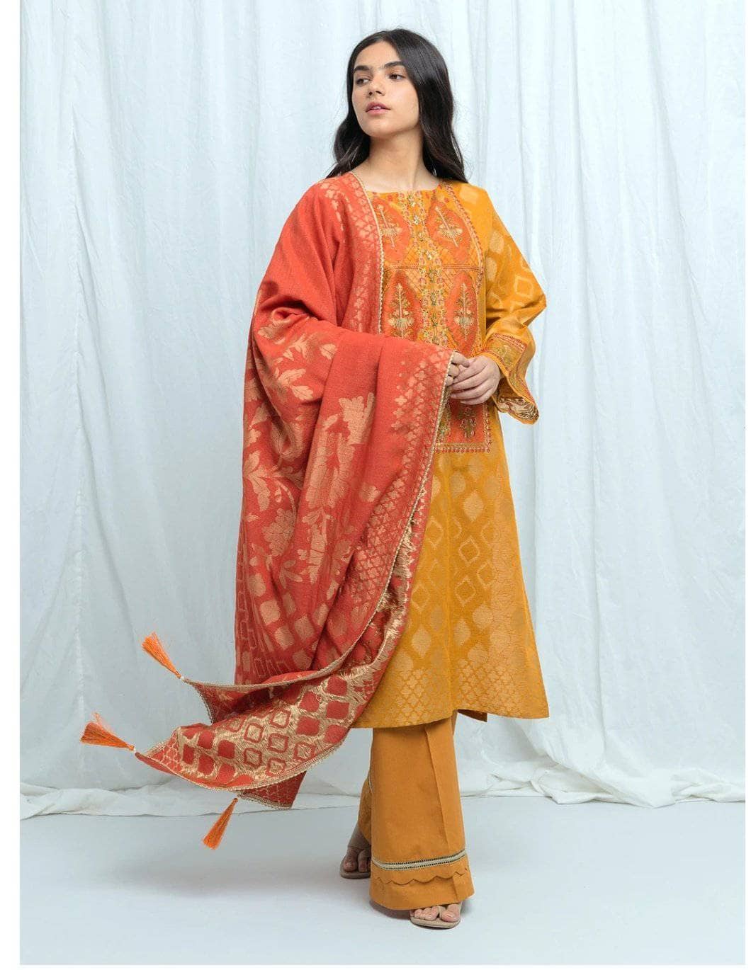 img_beechtree_lawn_2021_awwal_boutique