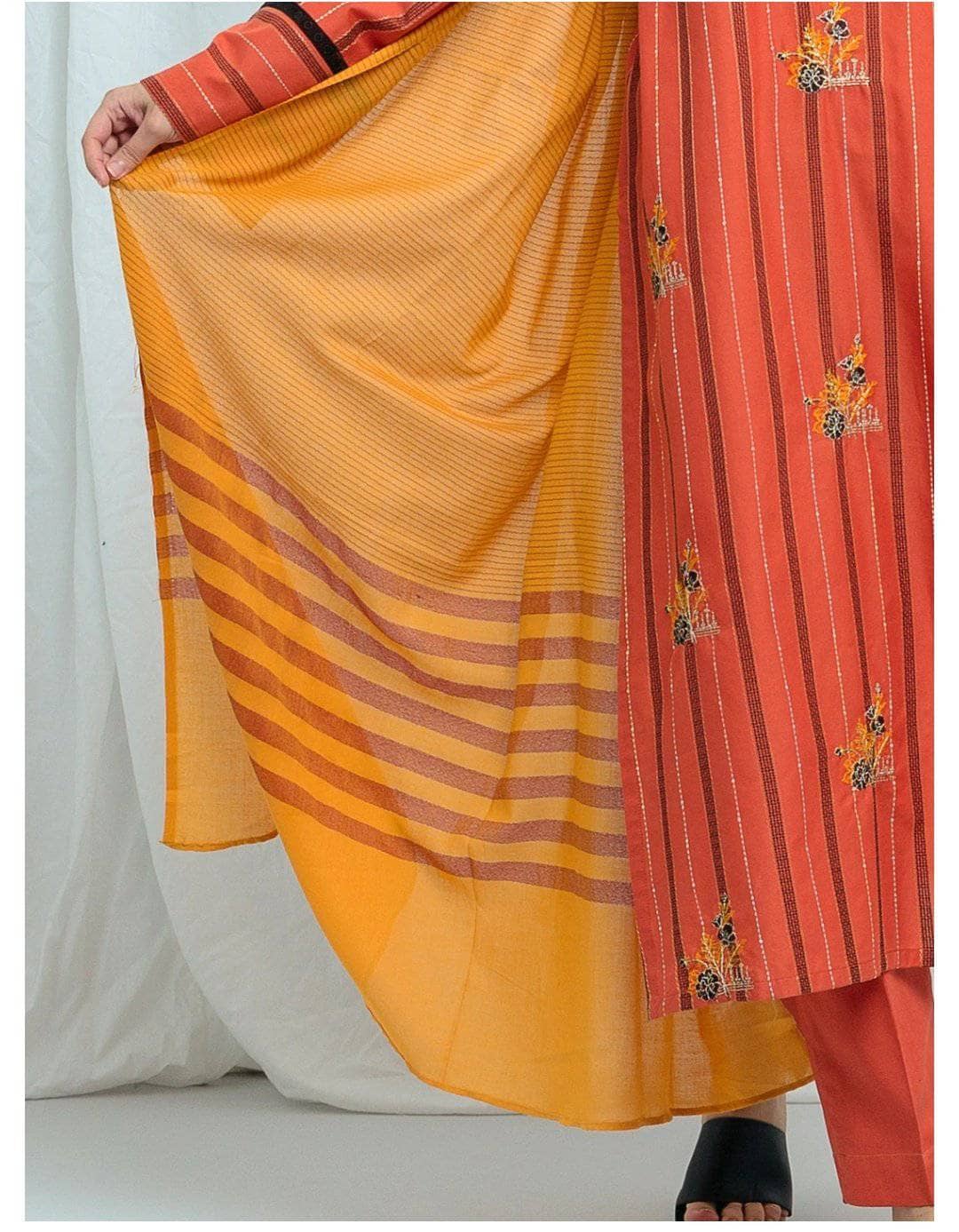 img_beechtree_lawn_2021_awwal_boutique