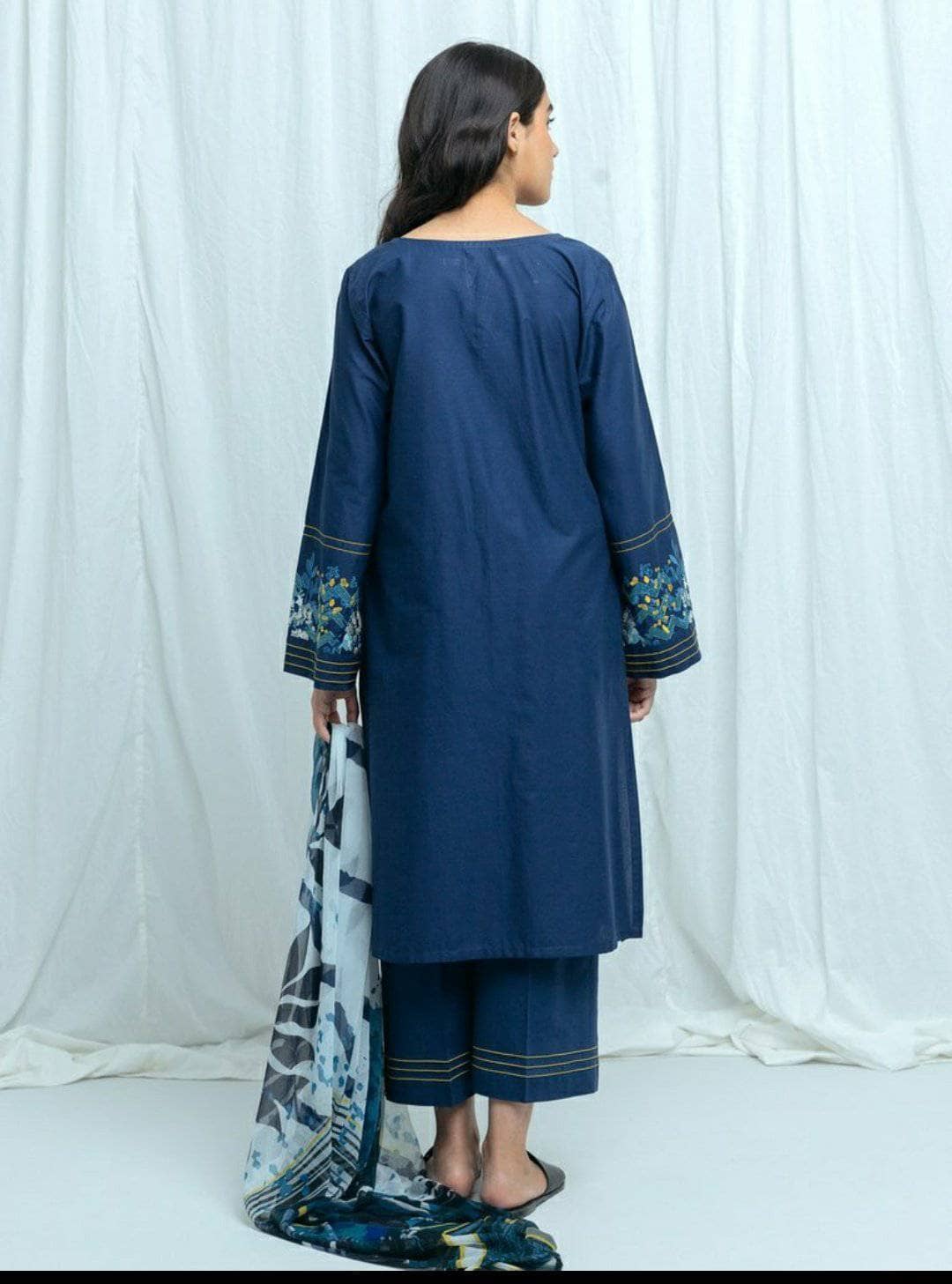 img_beechtree_lawn_2021_awwal_boutique