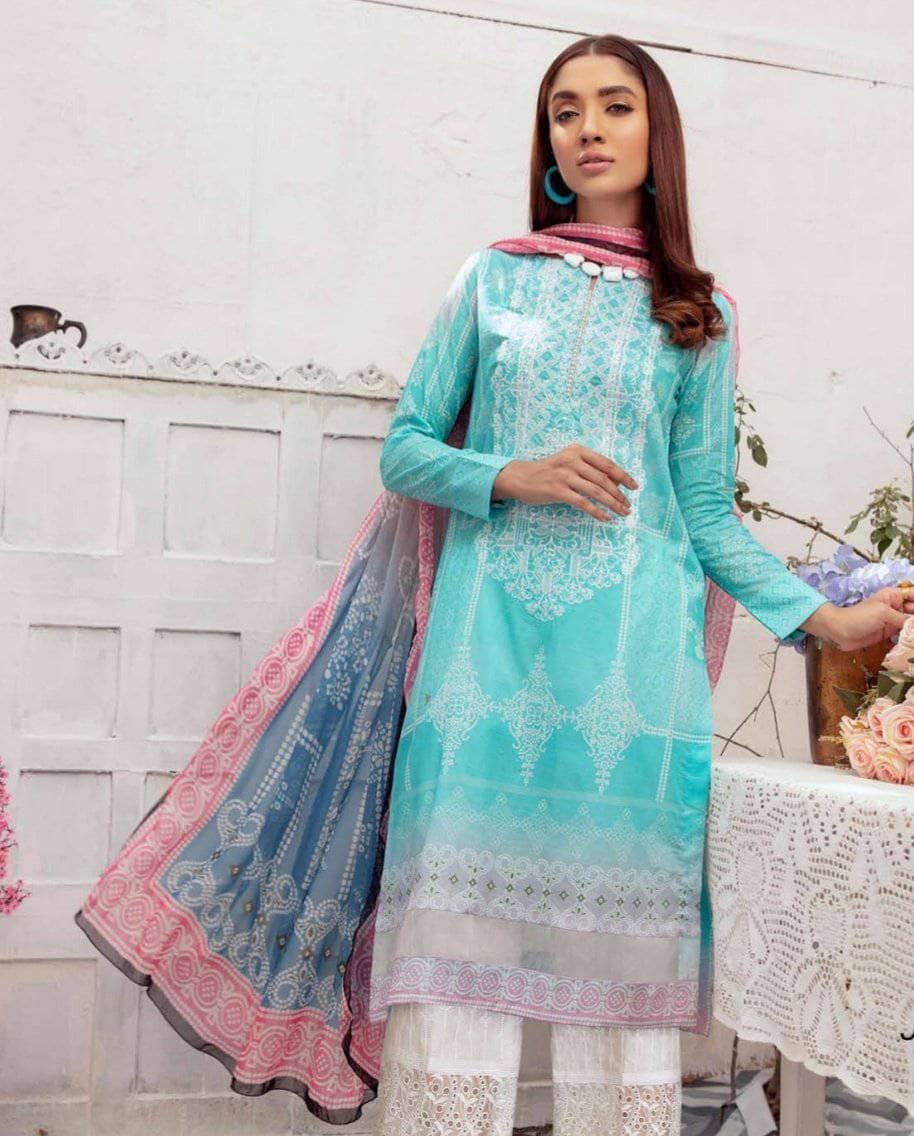 Generation by Johra Chunari Lawn